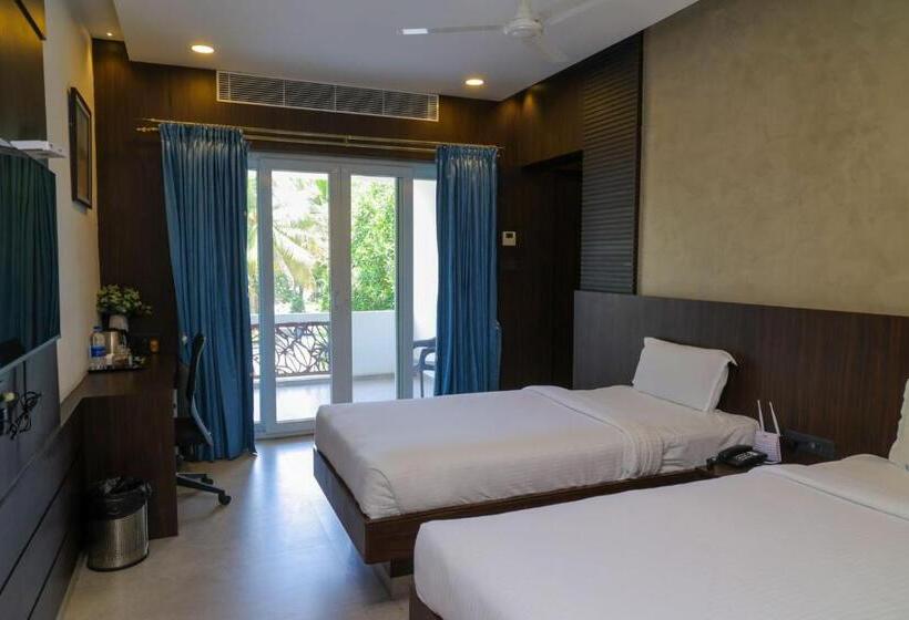 Номер Стандарт с Балконом, D Wayfarer Inn Resort