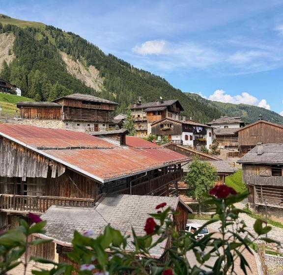 Номер Стандарт, Neider Hotel   Alpine Retreat Sauris