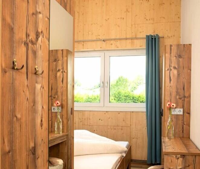 Номер Стандарт, Arena Hostel Allgäu