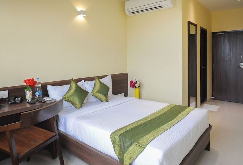 Номер Deluxe, Treebo Balaji Residency