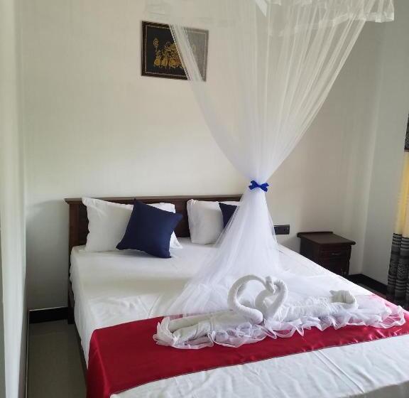 디럭스 룸, Yashumi Homestay