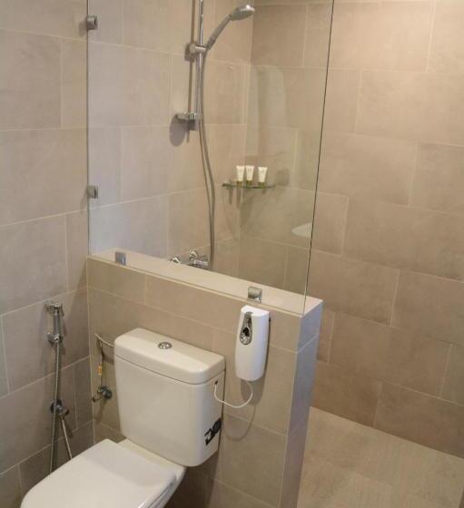 Apartamento 3 Dormitórios, ذا فيفتى ايت السالمية