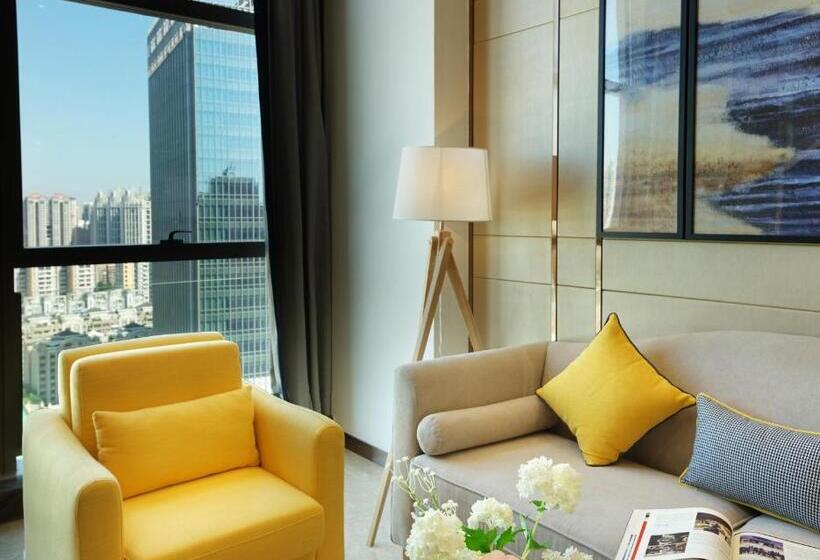 Quarto Dúplex, Royal Star Apartment