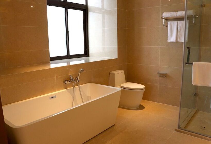 سوییت اجرایی, Kai Xiang Hotel Yingtan