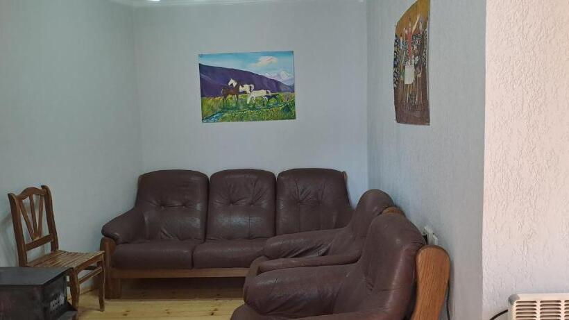 اتاق استاندارد, Guesthouse Robi