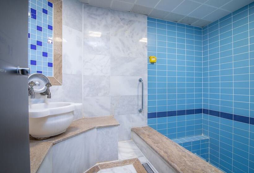 إستوديو قياسى, Aforia Thermal Residences