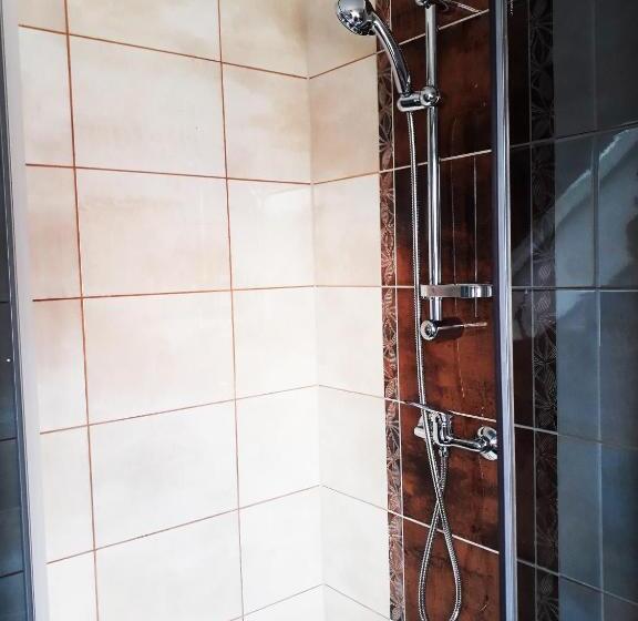 Номер Стандарт Вид на Сад, Hőforrás Wellness Vendégház