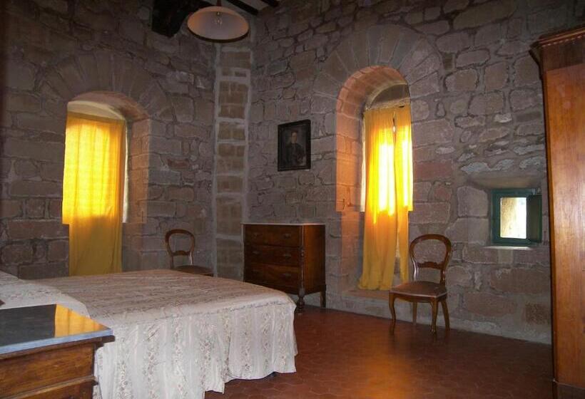 4间卧室的房子, Castello Di Pratelli