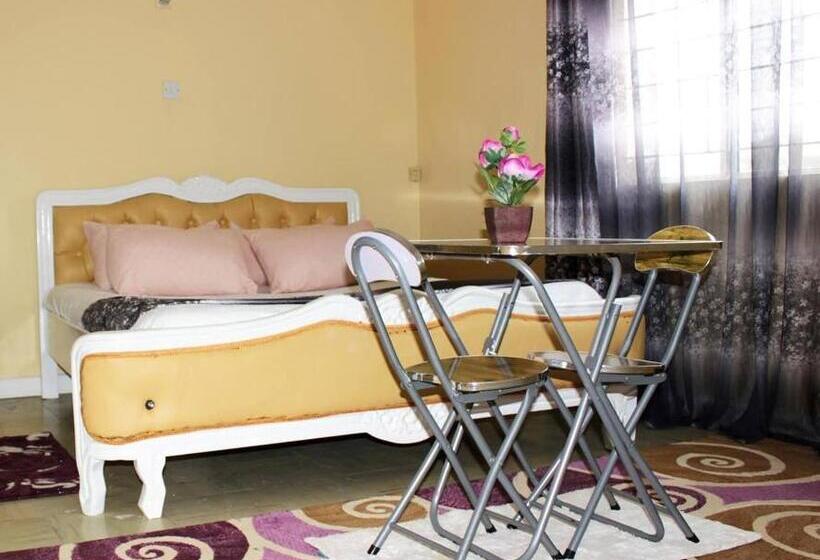 اتاق سوپریور, Kenya Inn