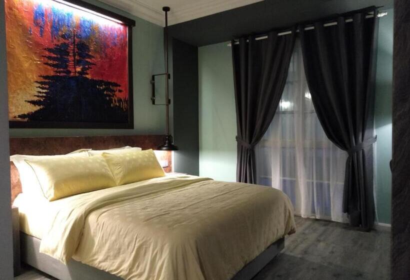 Номер Deluxe с Балконом, The Royale Chenang Resort