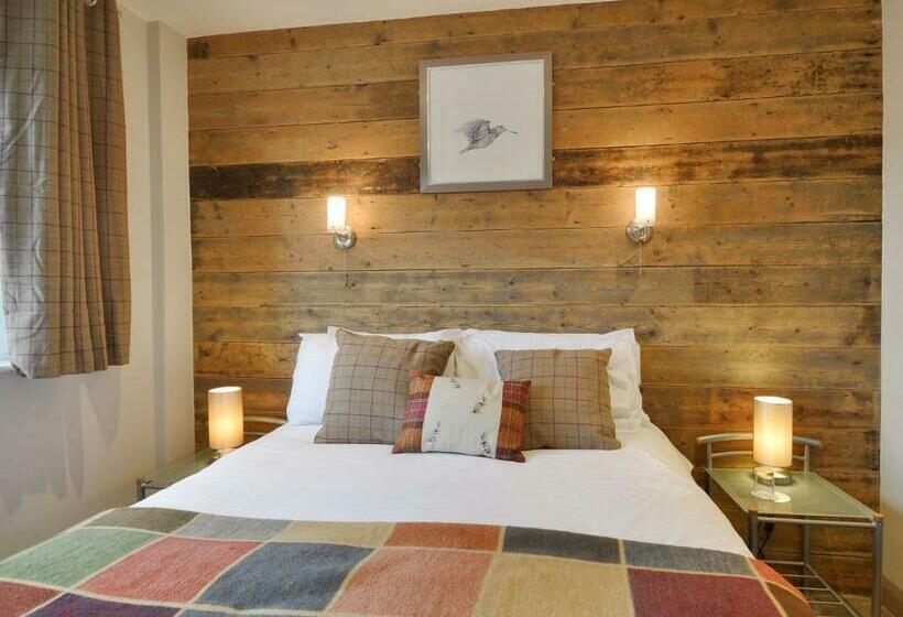 Номер Basic, The Cayley Arms Inn