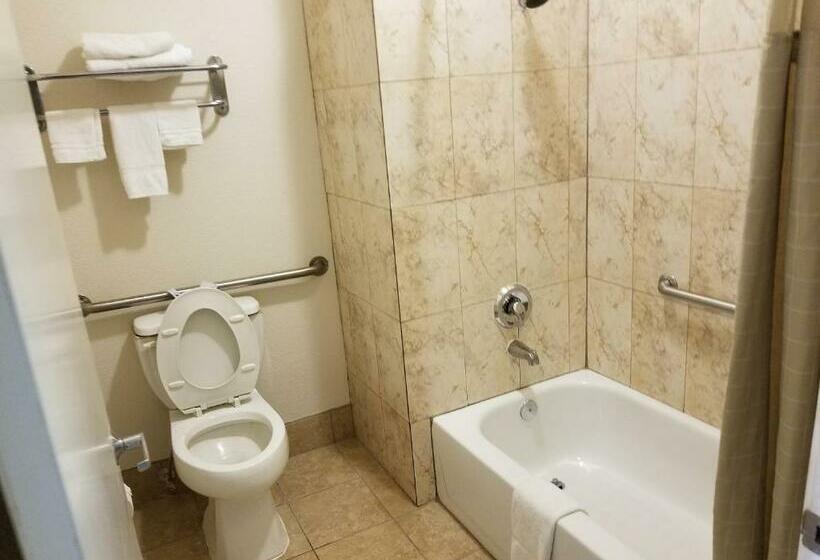Стандартный Номер Кровать Кинг, Executive Inn & Suites