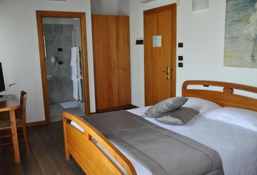 Номер Стандарт Вид на Сад, Agriturismo Ancillotto