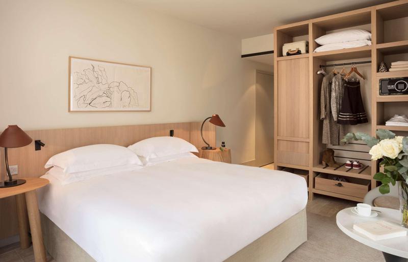 Номер Deluxe Кровать Кинг, Le Grand Pavillon Chantilly