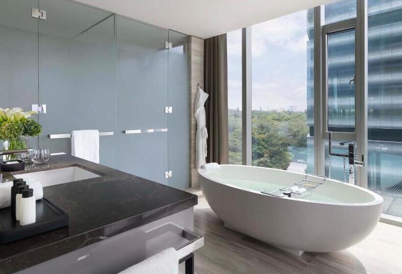 Номер Клуб Кровать Кинг, Four Seasons Hotel Bengaluru At Embassy One