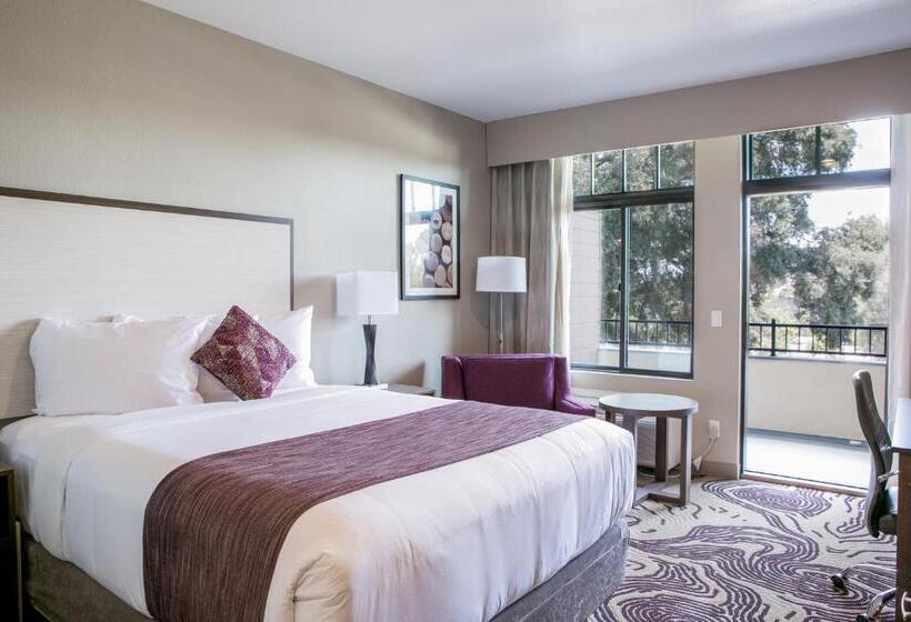 اتاق استاندارد با تخت بزرگ, Siri Downtown  Paso Robles