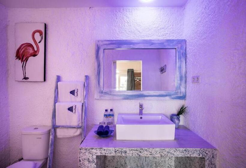 اتاق استاندارد با چشم‌انداز استخر, Santorini Beach Resort