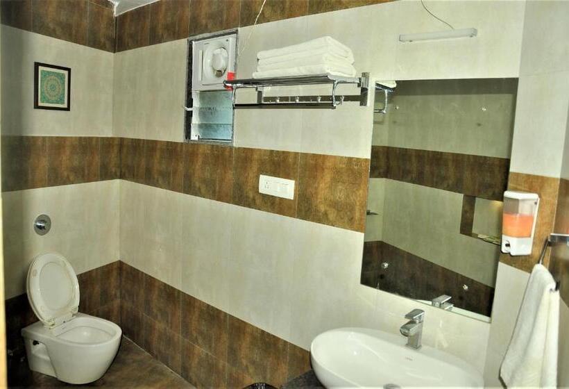 带大床的标准间, Alcor Spa Resorts