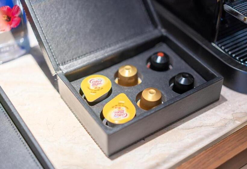 キングサイズベッドのデラックスルーム, The Langham Hefei