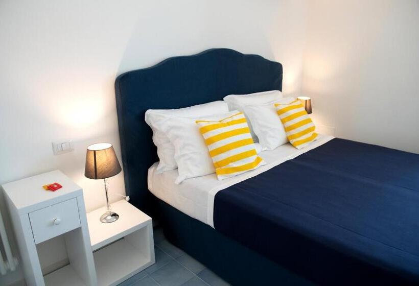 Quarto Estandar, Domus Fortunae B&b