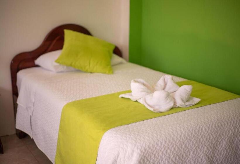 Номер Economy, Hostal Gladismar