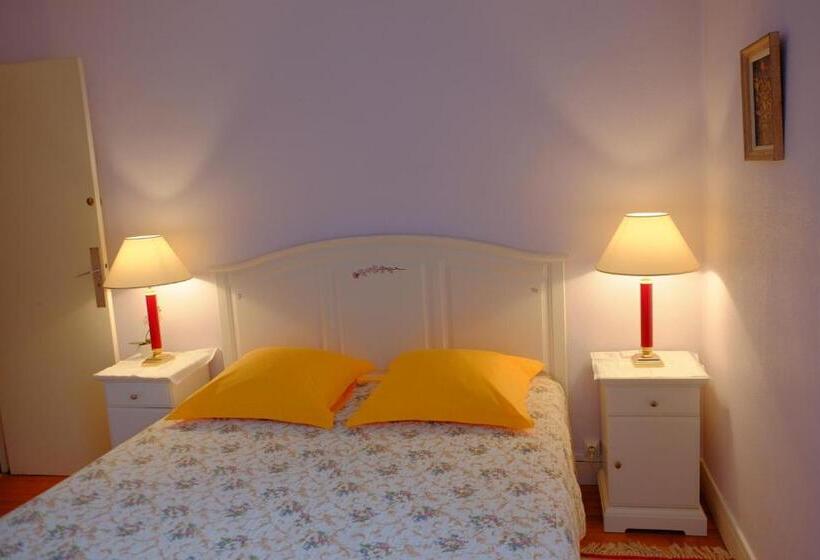 Standard room with outdoor bath, Le Cottage Bnb Chambres Dhotes Paris Saclay