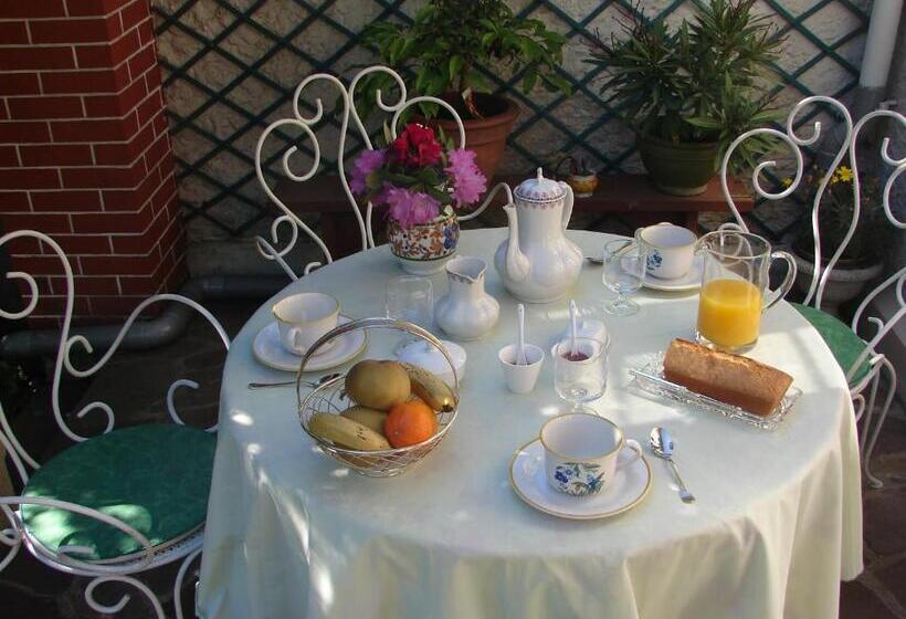 Standard room with outdoor bath, Le Cottage Bnb Chambres Dhotes Paris Saclay