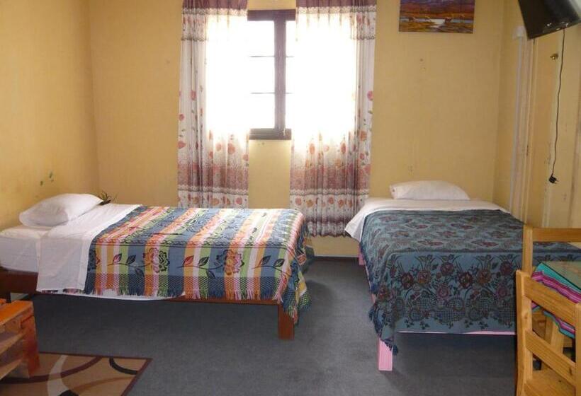 Номер Economy с общей ванной комнатой, Hostel Fuentes