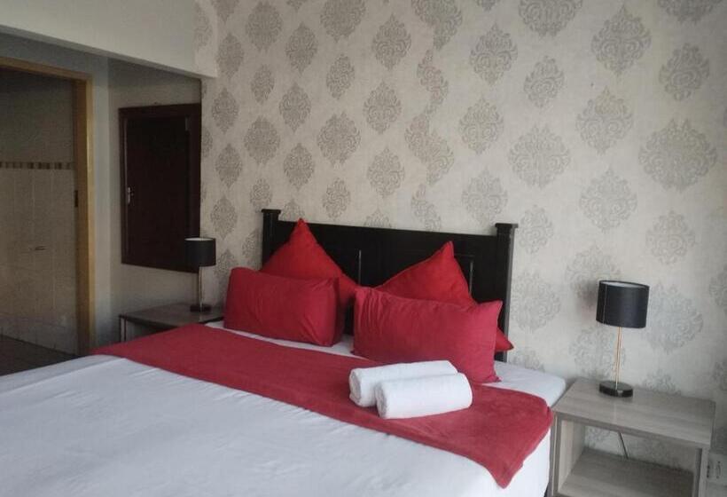 اتاق استاندارد, Tokelo Guesthouse Emalahleni