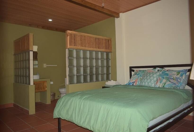 Номер Стандарт, La Qhia Eco Retreat