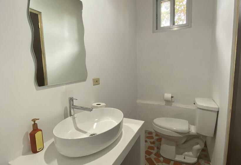 Номер Basic, La Qhia Eco Retreat