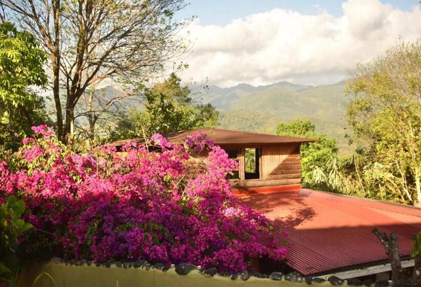 Кровать в Общей Комнате, La Qhia Eco Retreat
