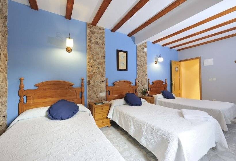 Номер Стандарт Трехместный, Miralmundo Alojamientos Rurales Ayna  Hostal Rural