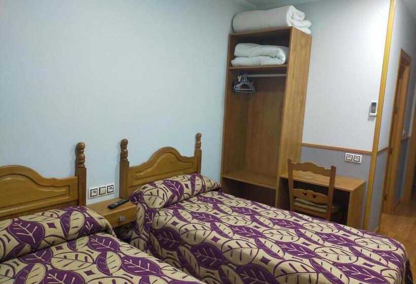 Номер Стандарт, Hostal Banderas