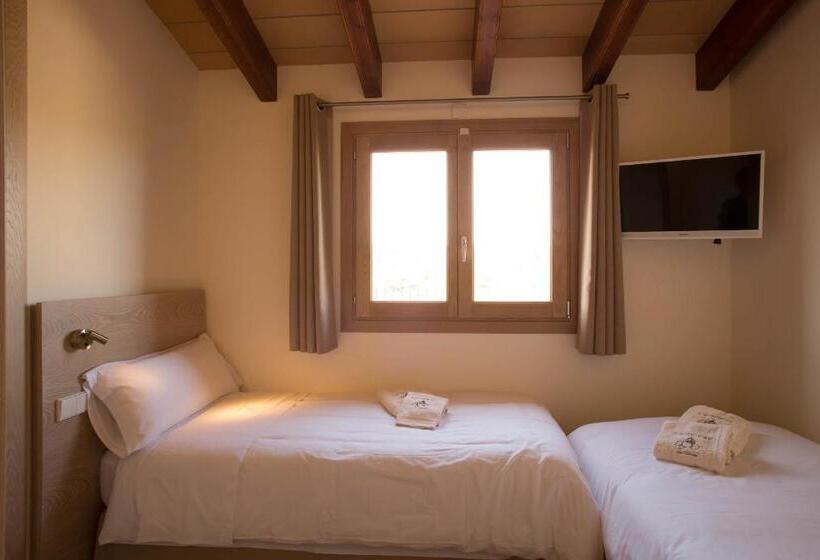 اتاق استاندارد چهار تخته, Agroturismo S Arboçar