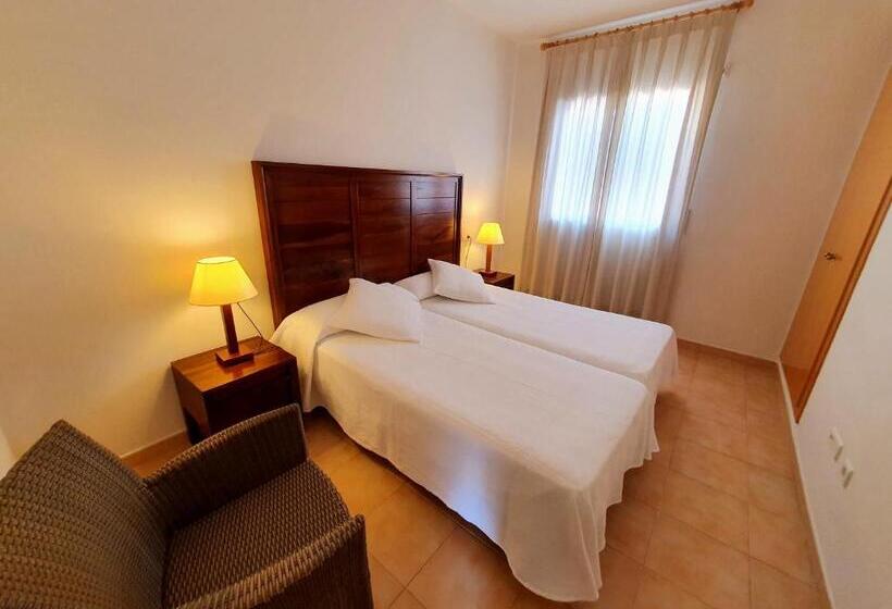 Номер Стандарт с Балконом, Apartaments Las Dunas