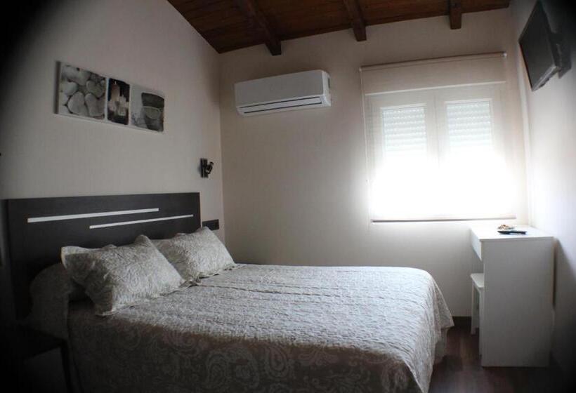 이코노미 룸, Hostal Extremeño