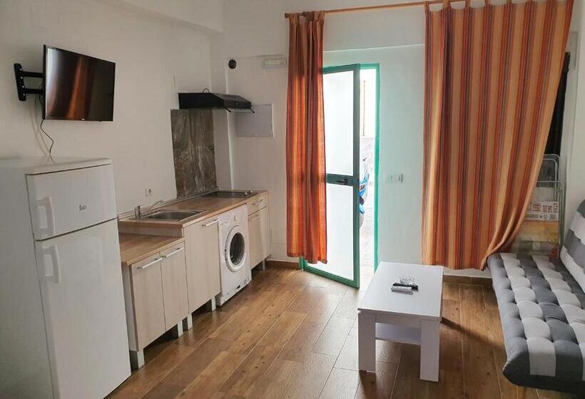 家庭工作室, Pensión Riad Mediterraneo