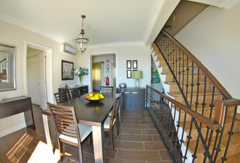 דירת שני חדרים עם מרפת, Apartamentos 3 Praias