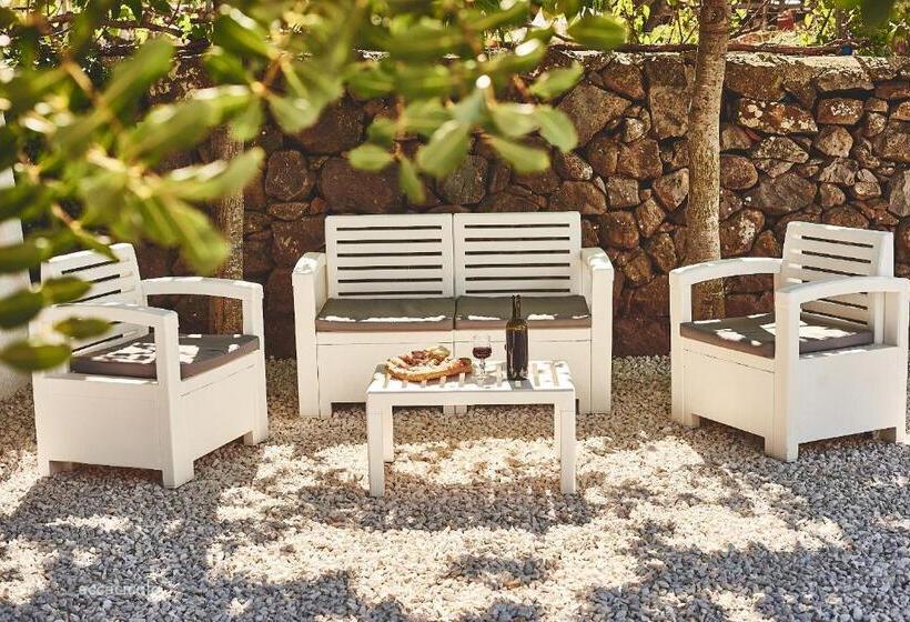 اتاق استاندارد با چشم‌انداز باغ, Turismo Rurale Filieri