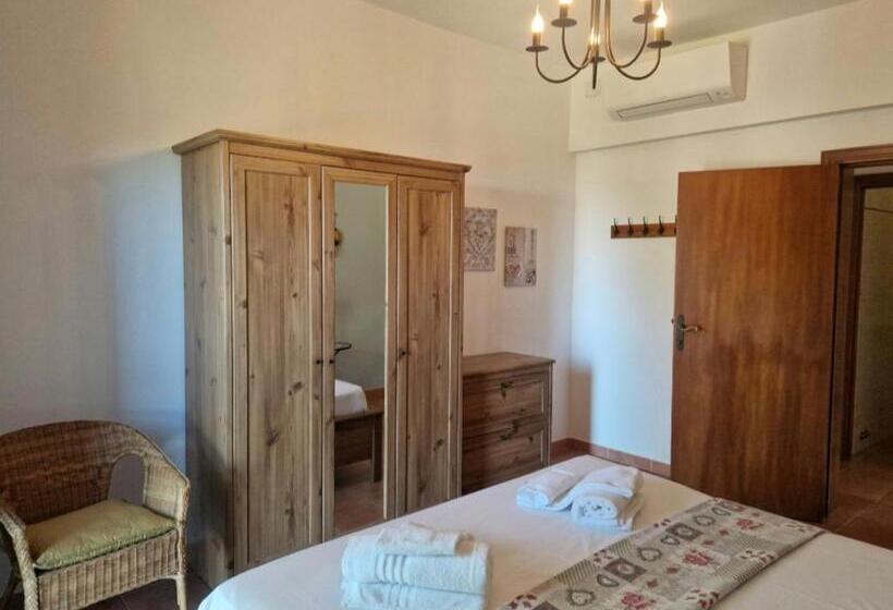 Апартаменты 1 Спальня с Террасой, Casa Vacanze Bicchi