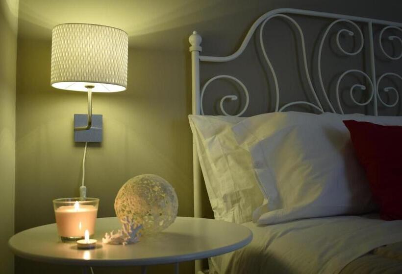Номер Стандарт с Балконом, Cento Tari' Guest House