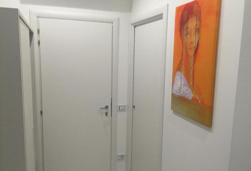 اتاق ساده سه‌ نفره, Picaflor Art & Rooms