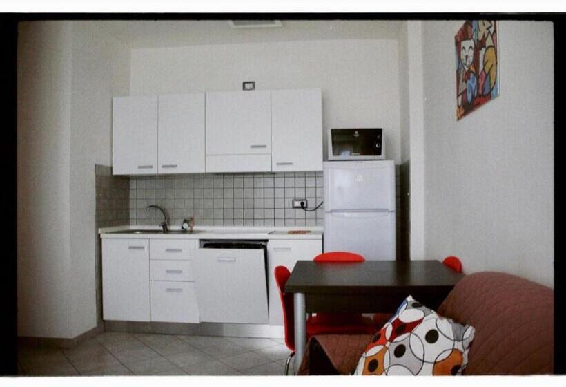 آپارتمان راحتی 1 خوابه, Tropicana Residence