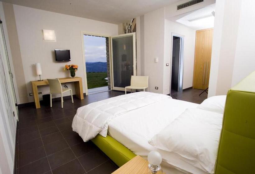 豪华园景房, Relais Borgo Del Gallo