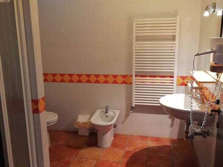 Семейный Номер, Agriturismo Tenuta Antica