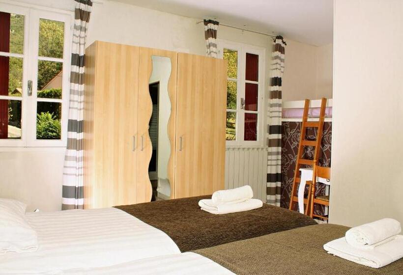 Номер Стандарт, Auberge Le Romarin