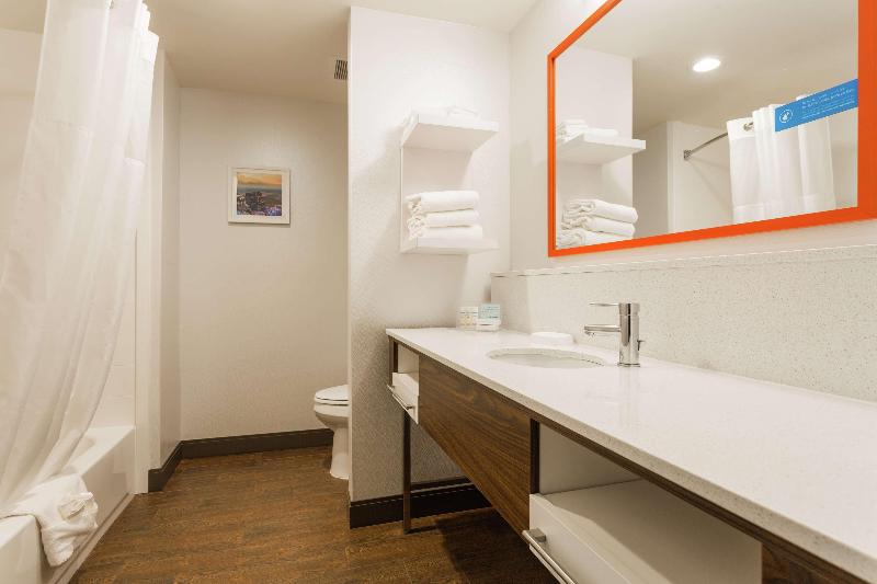 Стандартный Номер Кровать Кинг, Hampton Inn Cumberland