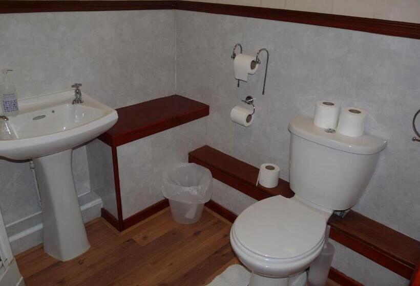 اتاق پایه با سرویس بهداشتی مشترک, Glengorm Guest House