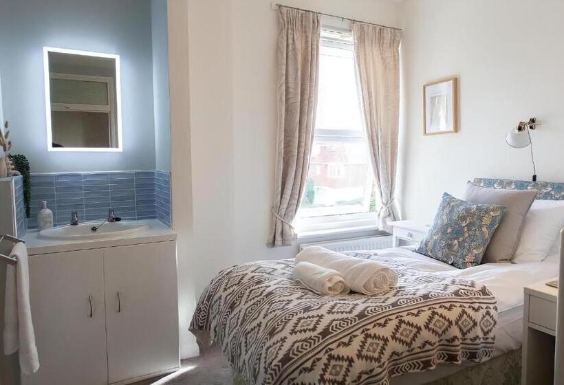 Номер Стандарт Индивидуальный Совместная Ванная, Poole Park House